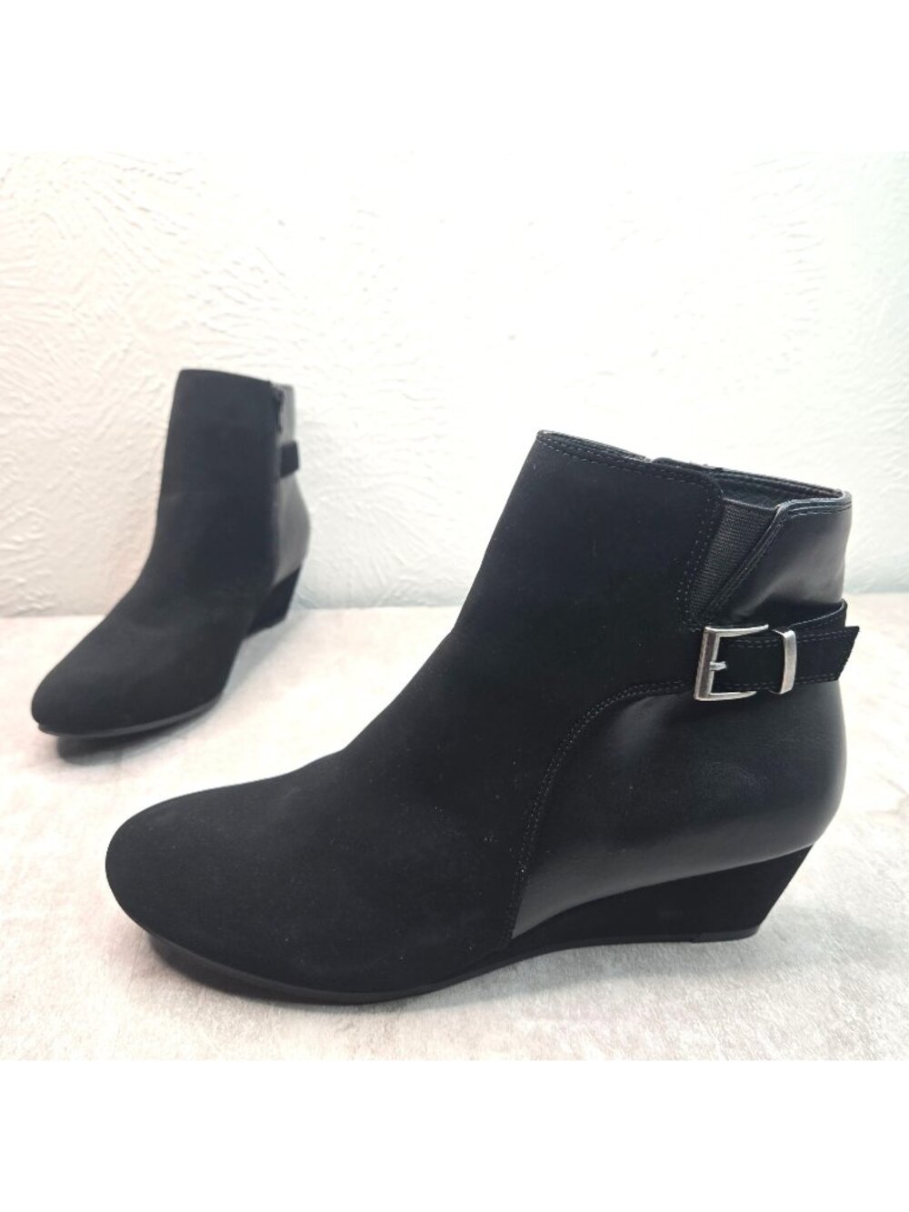 WM Wedge Boots Size 9 Black‎ Faux Suede Dressy Preppy Moto Comfort Ankle Booties